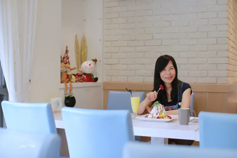 <南投竹山> 遇見19  藍白浪漫柔美 清爽明亮 好吃好拍拍 