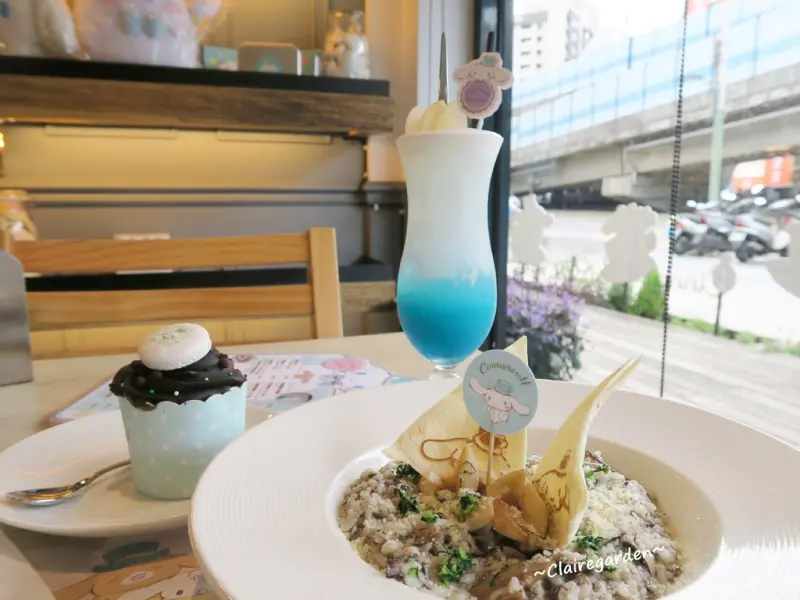 [愛評體驗團]台北  捷運松江南京站 Amandier雅蒙蒂法式甜點~期間限定卡哇伊三麗鷗大耳狗喜拿套餐