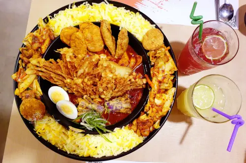 |士林韓式料理|OMAYA春川炒雞(士林中正店)+超濃郁牽絲起司