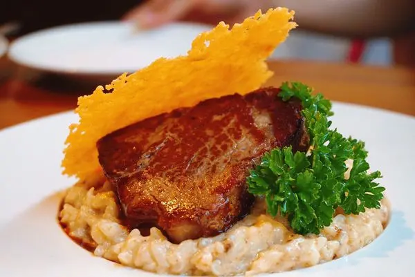 《桃園美食》二訪Postman，把牛排放進燉飯裡也太霸氣了!!!!(內有菜單)