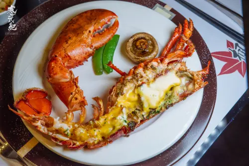 【中肯‧食記】楓葉鐵板燒‧捷運雙連站｜40年功力鐵板大師絕學‧創意兼具沉穩の好味道！