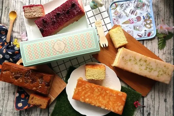 Candy Wedding 彌月蛋糕試吃 焦糖無花果/檸檬糖霜/莓果醬/杏仁香橙蛋糕 彌月禮盒影片~        
      