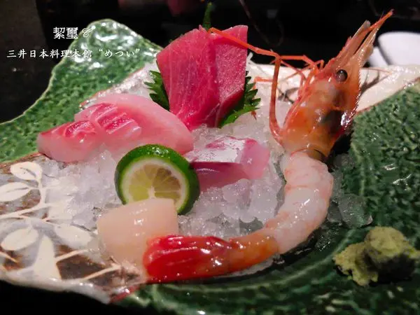 慶祝結婚週年．家庭聚餐．三井日本料理．服務超好．超高級的海鮮料理．發嘍附馬爺的腳步
