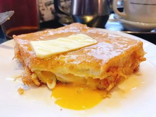 捷運中山站✿茗香園冰室✿中山站排隊美食~ 推薦流沙奶皇西多士 ! 傾瀉而出的甜鹹誘惑 ! !