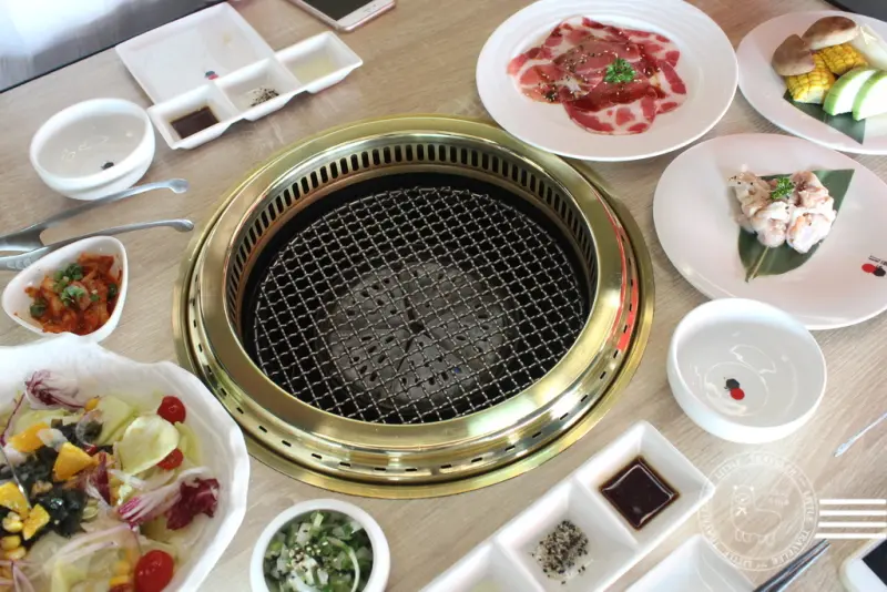 台中 南屯區。紅巢燒肉工房(公益旗艦店)