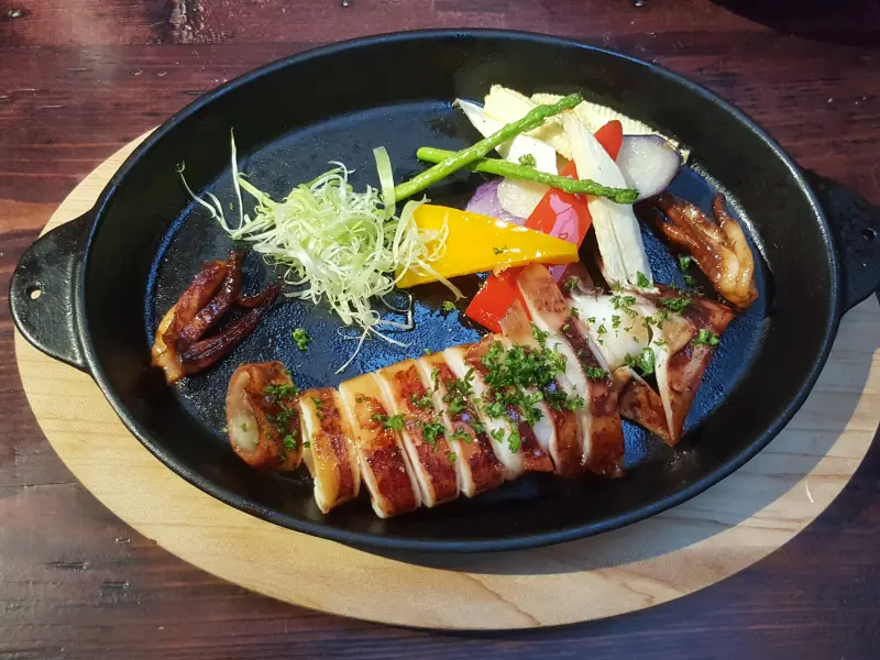 【食-新竹東區】夠意思go ease餐酒館★鄰近後火車站&玻璃工藝博物館☆平價下酒菜