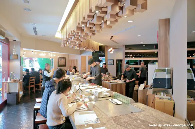 台中南區│合榭 精緻鐵板料理＊忠孝夜市經典人氣鐵板燒推薦，還有日本黑毛和牛套餐強勢新推出！
