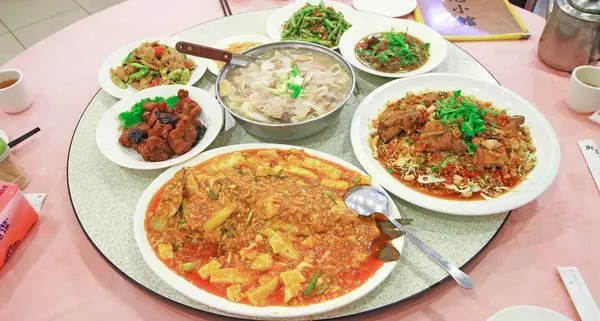 【板橋餐廳】國光小館-20年的廚藝美味，便宜又好吃的餐館