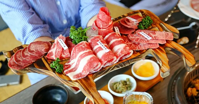 【桃園中壢】青石代燒肉～夢幻雙人冠軍和牛套餐，無煙環境優雅吃燒肉，超值999元神獸冠軍和牛拼盤，滿足大口吃肉的慾望！(文末讀者優惠) - 豬飛小姐的彩色生活