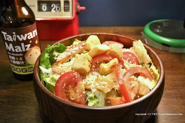 【宜蘭】食令餐酒&珍古德｜披薩輕食沙拉小酒館不吵雜的酒吧