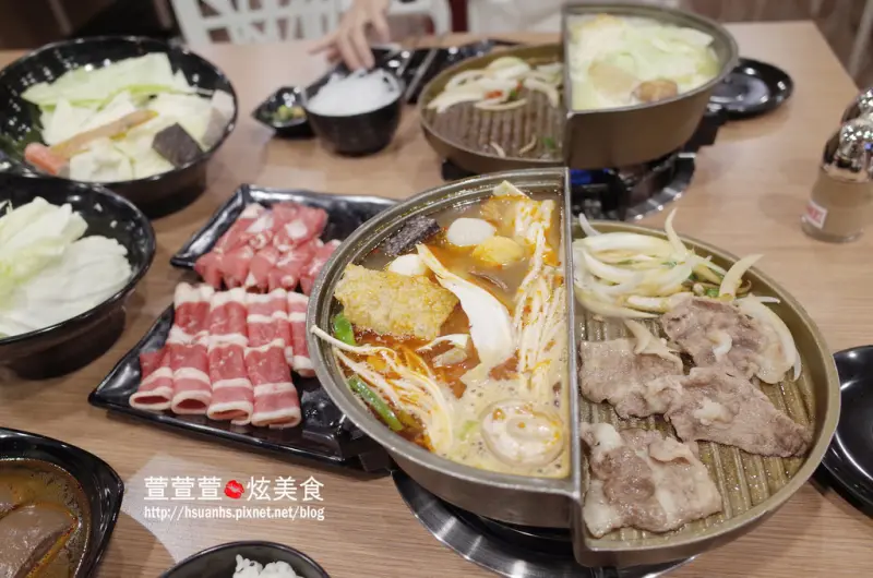 【桃園】半個鍋(桃園八德忠勇店)。年初新開幕 一個人也可以火烤兩吃雙享受! 燒烤、火鍋、 壽喜燒、 清煎 想怎麼玩就怎麼玩