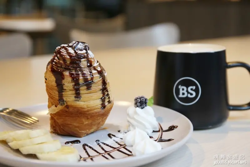 【BS and Drink】內湖區。內科下午茶新據點♥♥精品咖啡、人氣甜點Cruffin、精緻輕食帕里尼♥♥不限時優質咖啡館！（瑞光路／捷運文德站）