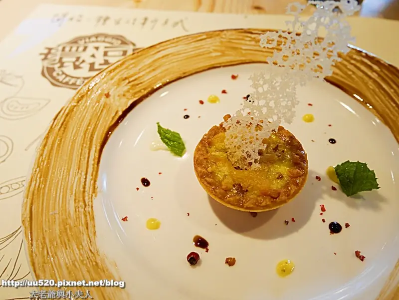 《嘉義美食》工業風格的早午餐〈環逗玩藝料理Cafe〉悠哉品味下午茶，來喝手沖咖啡唷~