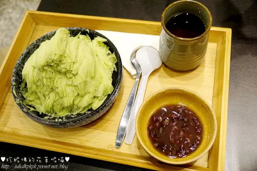 【高雄-左營區】來呷冰！炎炎夏日來碗透心涼的日式雪片冰「岩雪 雪片の冰」