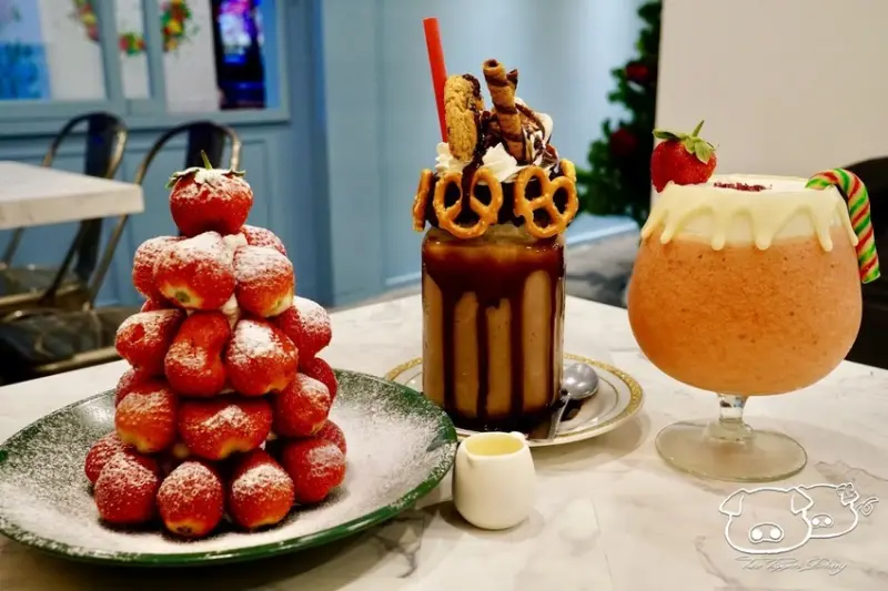 Meat Up_浮誇造型的甜點國度_美食少女心併發_甜點、輕食、飲料與調酒_兩隻豬的日常