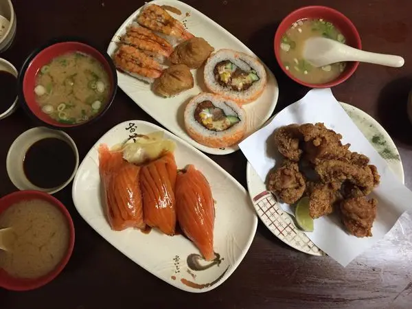 │食記│台北/三味食堂♥♥♥特大號鮭魚握壽司超滿足