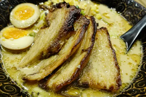 【台北南港】麵家三士 南港車站店 (CITYLINK 南港車站) - 拉麵中規中距，加麵需額外加價