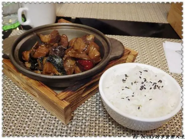 <三重美食>台北三重 / 昕圃活力自然餐館 / 素食餐廳/養生蔬食/手工美味養生餐點