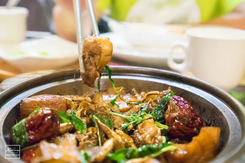 台北三重│素食餐廳│【昕圃活力自然餐館】別緻、健康的養生蔬食(鄰近三重商工)