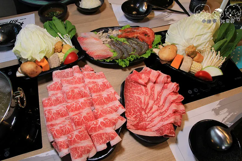 [台北東區]大初涮涮鍋 SHABU SHABU:頂級prime級牛肉超超超大盤(CP值超高),肉質超甜~豪邁大口海鮮牛肉,不怕胖的火鍋