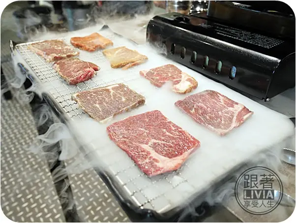 美食。餐廳│ 台北松山區 南京復興捷運站 南京復興韓式料理 啾哇嘿喲 喜歡你 八色牛肉/創意韓式調酒/部隊鍋/辣炒年糕/海鮮煎餅 ❤跟著Livia享受人生❤