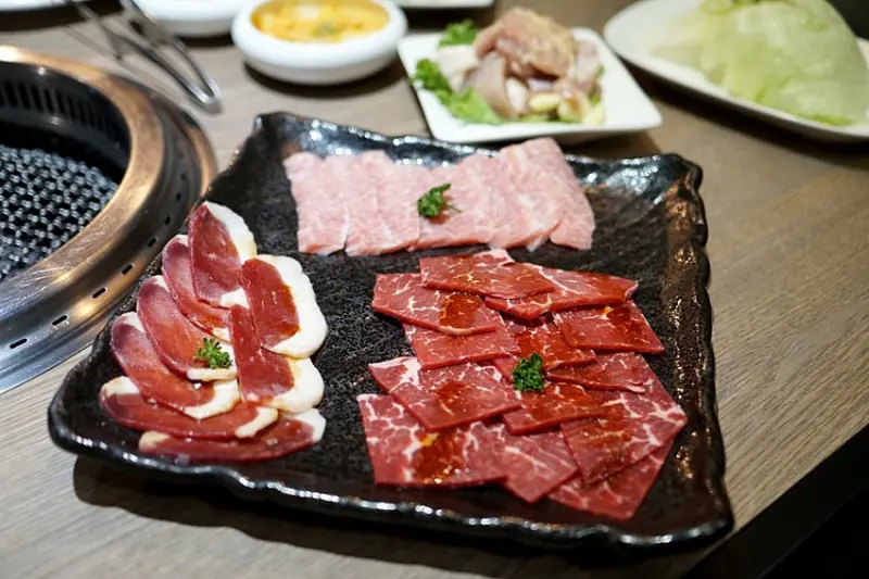 【桃園】山奧屋無煙燒肉 安格斯黑牛 日本大干貝 啤酒節活動 新鮮美味燒烤推薦