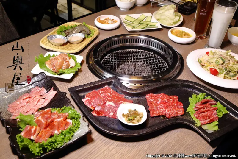 【食。桃園】山奧屋無煙燒肉〜工業風烤肉/近台茂購物中心，高品質燒肉套餐，吃爽爽CP值超高(生日我最大壽星好康優惠)