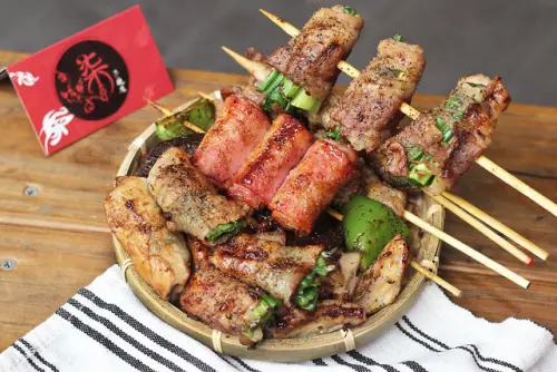 新北美食｜柒串燒屋輔大店-主打平價CP值爆高串燒，學生聚會最佳首選