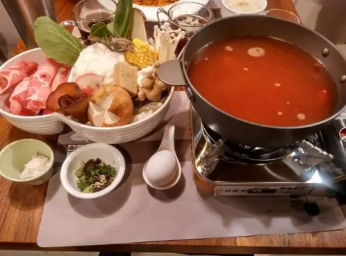 綺麗 CHI LI COFFEE-簡單溫馨的小店  餐點很用心  服務很親切  火鍋CP值爆表              