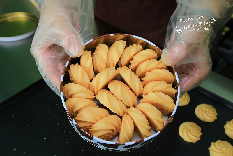 [台中美食]短腿阿鹿:綿密口感,入口即化的餅乾,不用再出國買囉~超好吃的奶油曲奇餅,秒殺餅乾..短腿阿鹿餅乾(彌月免費兌換)