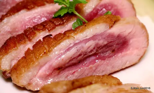 (浦城街美食)「斑比咖啡 Bambi Bambi Brunch」 --- 異國與台菜私房創意料理美酒佳餚，用餐環境溫馨優雅，服務親切周到。