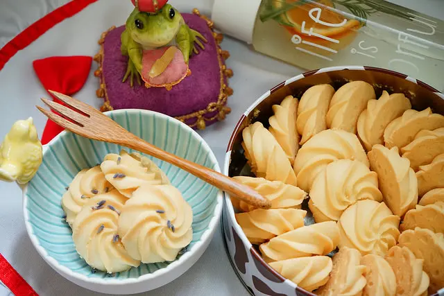 台中美食伴手禮~短腿ㄚ鹿餅乾 酥、香、鬆、脆、入口即化的幸福滋味 台灣版的jenny bakery小熊餅乾 以後不用跑香港買小熊餅乾了 台中的ㄚ鹿餅乾更好吃