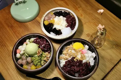 桃園排隊冰店新開張《有食候紅豆》／非常有特色風格的小店／視覺與味覺的雙重享受(2016/08/05正式開幕)