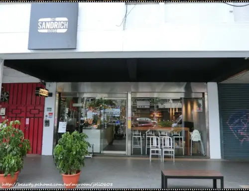 【THE SANDRICH HOUSE】經典脆皮豬三明治&香犇牛三明治~捷運科技大樓美食 料多味美超實在