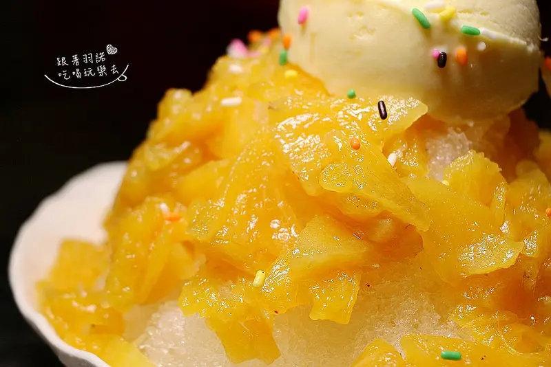 【羽諾食記】『古早味旺來冰店』❤黃金比例古早味鳳梨冰 就是要清涼你的夏天 ❤蘆洲冰店 / 古早味旺來冰 / 鳳梨剉冰❤捷運三民高中站冰品推薦