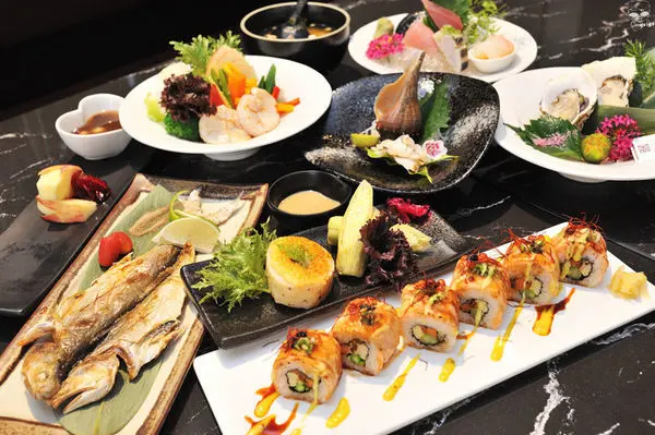 [彰化好吃]誰說日本料理一定要照規矩來，阿那祭板前炭燒居酒屋，夜店風格的創意無菜單料理，還可小酌道地日本酒