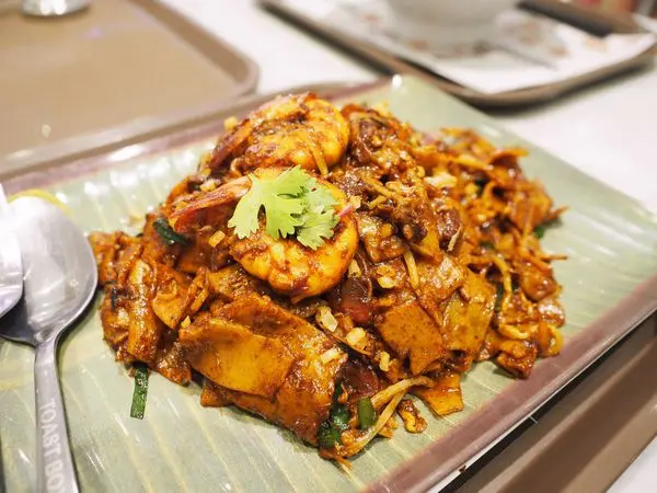 土司工坊TOAST BOX||吃不膩的南洋料理！新加坡叻沙/肉骨茶/炒粿條/咖椰土司/信義威秀平價美食/台北信義區捷運市政府站(附菜單)