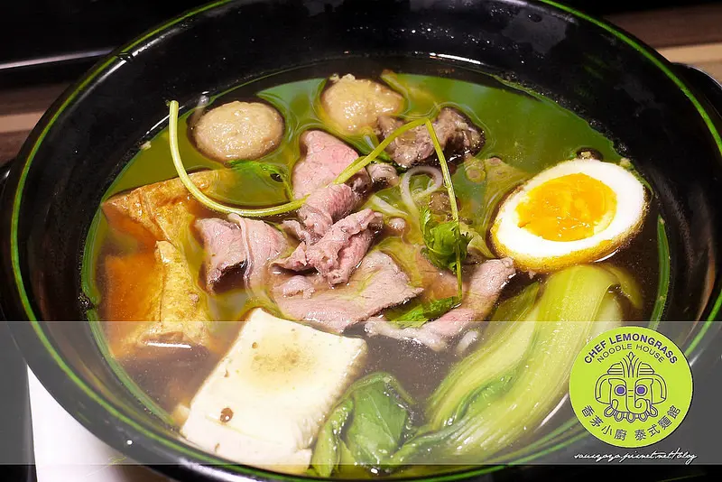 【台北】香茅小廚泰式麵館 ~ 信義區微風松高美味泰式麵食新開幕 泰籍主廚阿明師又一力作 / 信義區美食 / 微風松高 / 捷運市政府站 / 內附菜單