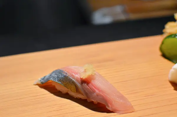 『台北||中山』江戶前無菜單料理與餐酒饗宴-山肴鮨 やま き ずし        
      