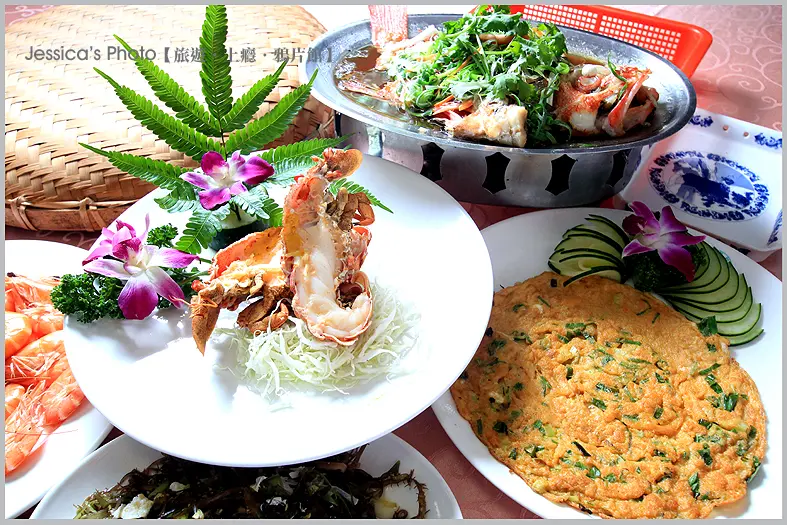 新北貢寮●福隆挖仔漁港富士餐廳●海戰車/紫海膽/龍蝦/群帶菜/石老/黑毛/石斑