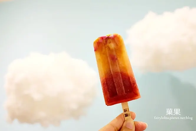 《北市大安區♥食記》菓果。溫洲街裡的恬靜氛圍，喝一杯盛夏專屬的沁涼，文青風裡還洋溢著藝廊氣息！(台電大樓站) / 漸層果汁 果昔 手工冰棒 奇亞籽 少女心