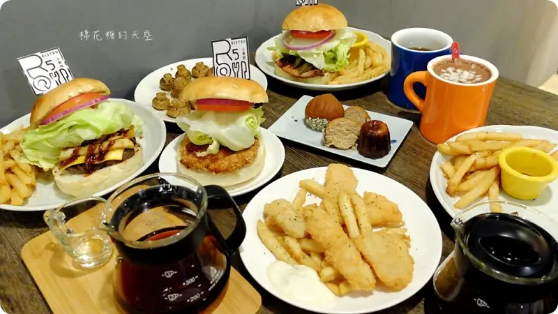 檜意生活村週邊R5小餐館客製美式漢堡超好吃！現烤可麗露吃了會上癮～ - 棉花糖的天空