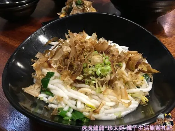 『台東美食』台東必吃在地古早味美食 ||老東台米台目|| 滿滿柴魚香味的Q滑米台目~還有隱藏版阿咪的店!