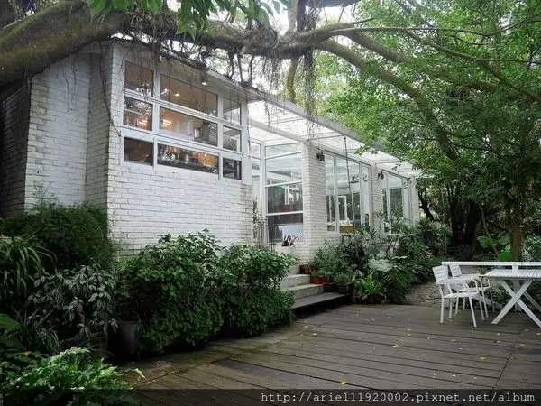 【食記】台北市士林區 好樣秘境 VVG Hideaway 陽明山上超好拍的白色玻璃屋~