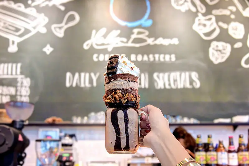 台北 Holly Brown Coffee｜周末晨間與巧克力奶昔的約會