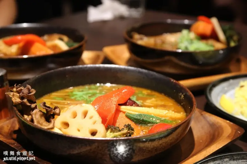 【北海道GARAKU湯咖哩】信義區。北海道札幌排隊名店進軍台灣♥層次豐富x和風湯頭♥40極辣度等你來挑戰！（NEO19大樓／捷運市府站／象山站）