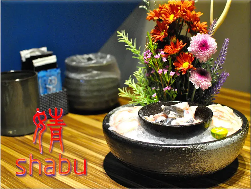 【新莊日式】婧火鍋Shabu｜正咩藝人彩妝師創業、有溫度的火鍋店！日式火鍋x新鮮海產x精選肉品～新莊副都心社區美食｜20161105更新