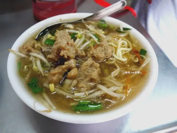 曾記古早味肉圓肉焿，逢甲公園抓皮卡丘前，記得先增飽肚子!!!