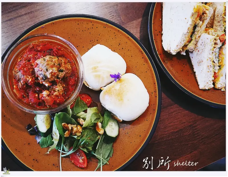 ◊ 如後花園般的幽靜神秘 200公尺的路走了一小時 真服了自己 ➩ 別所 shelter 附完整菜單 大同區 民權西路站