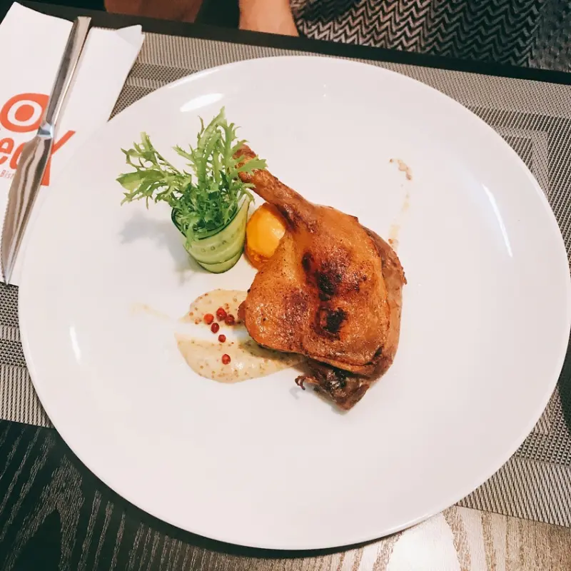 OSteak 歐法式牛排餐廳 法國巴黎小酒館 緊鄰金華公園 法式餐酒館 大安區 東門商圈美食 約會牛排餐廳